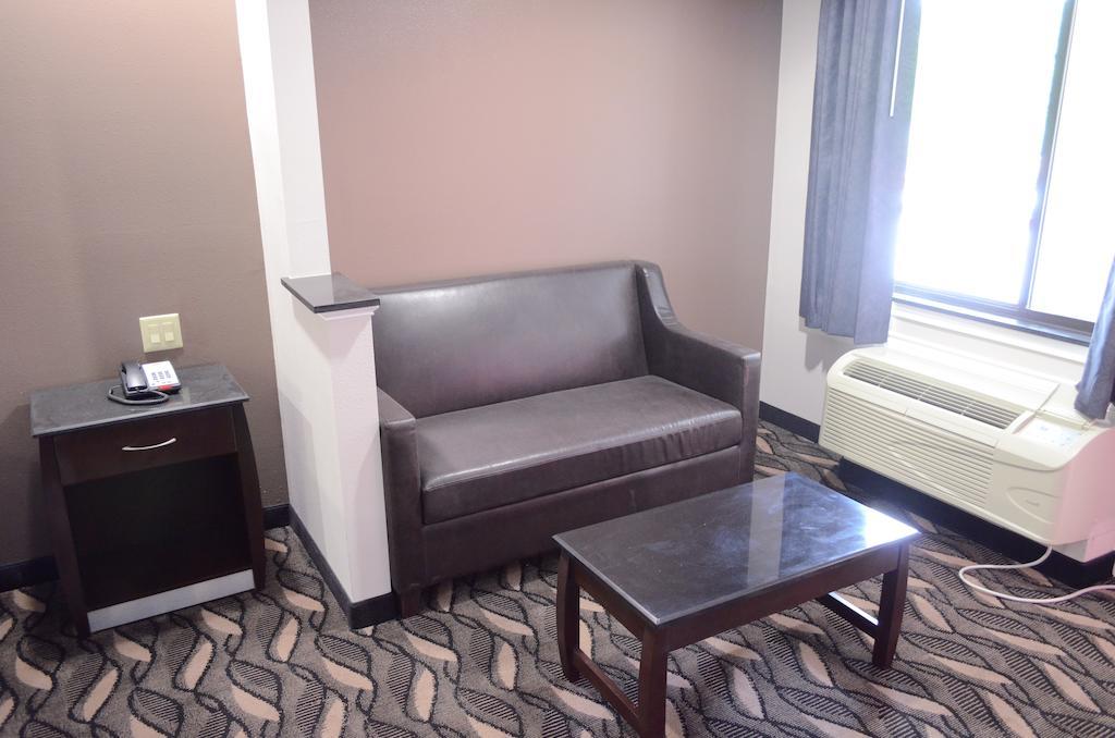 Palace Inn Sam Houston Race Park 客房 照片