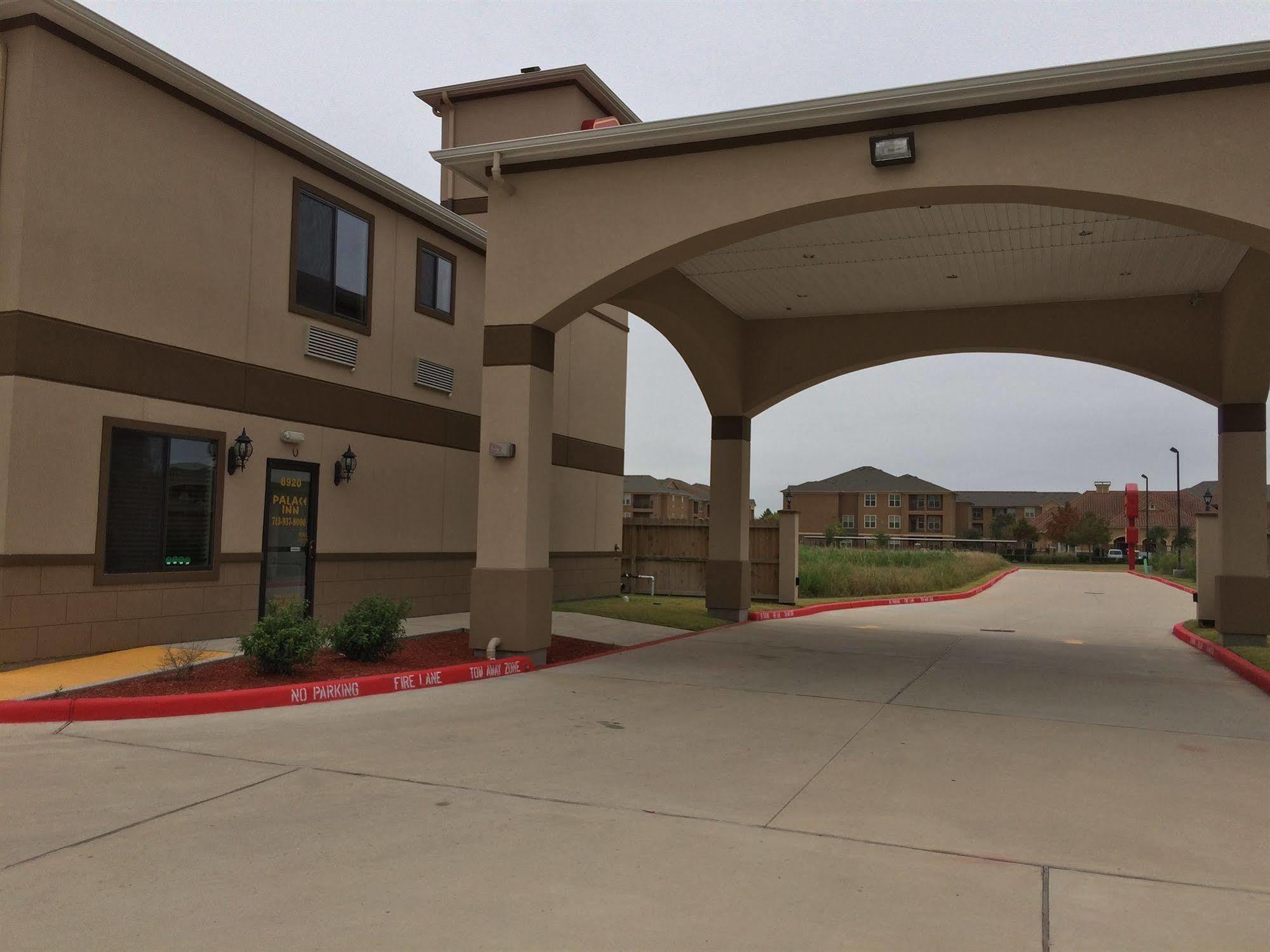 Palace Inn Sam Houston Race Park 外观 照片